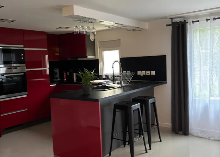 Maisonnette Sur Orge 公寓 *